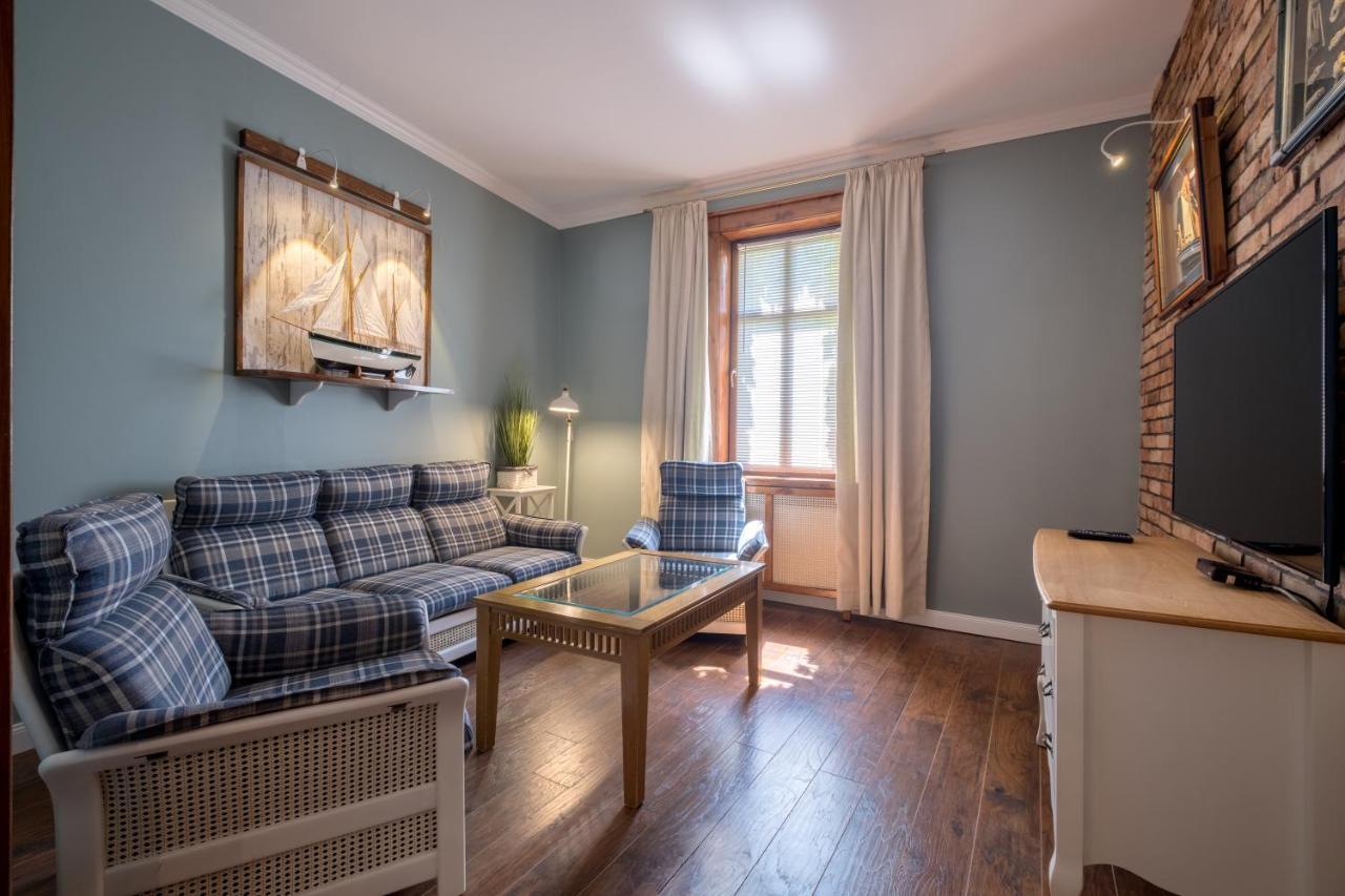 Old House Apartments Познань Экстерьер фото