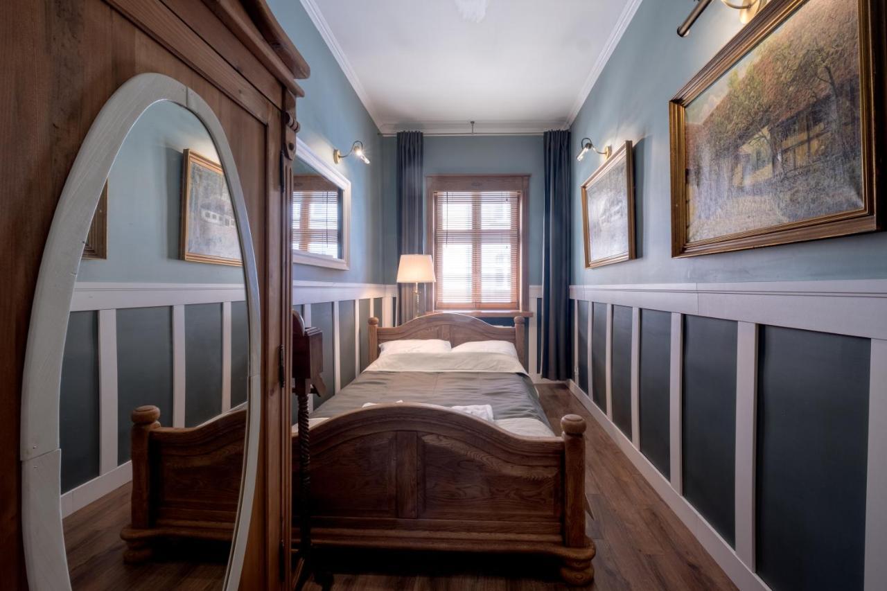 Old House Apartments Познань Экстерьер фото